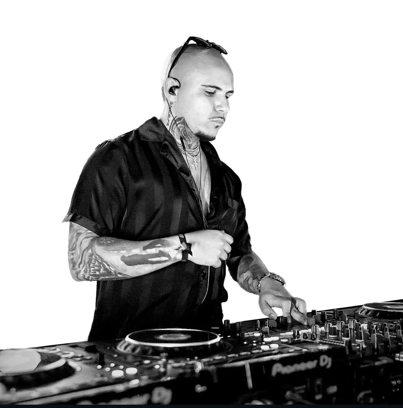 Hoodii - Press Photo 1